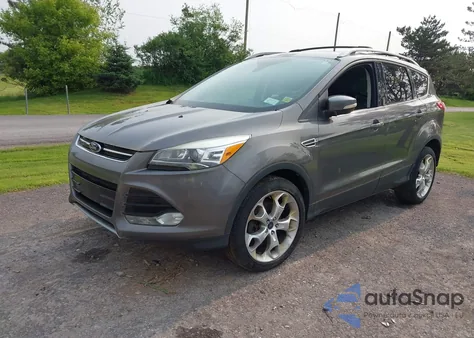 2013 Ford Escape Titanium z USA, uszkodzony, nr VIN 1FMCU9J96DUD74870